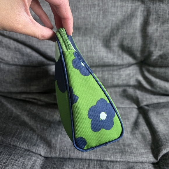 NWT Kate Spade x Clinique Toiletry Pouch - Picture 4 of 10